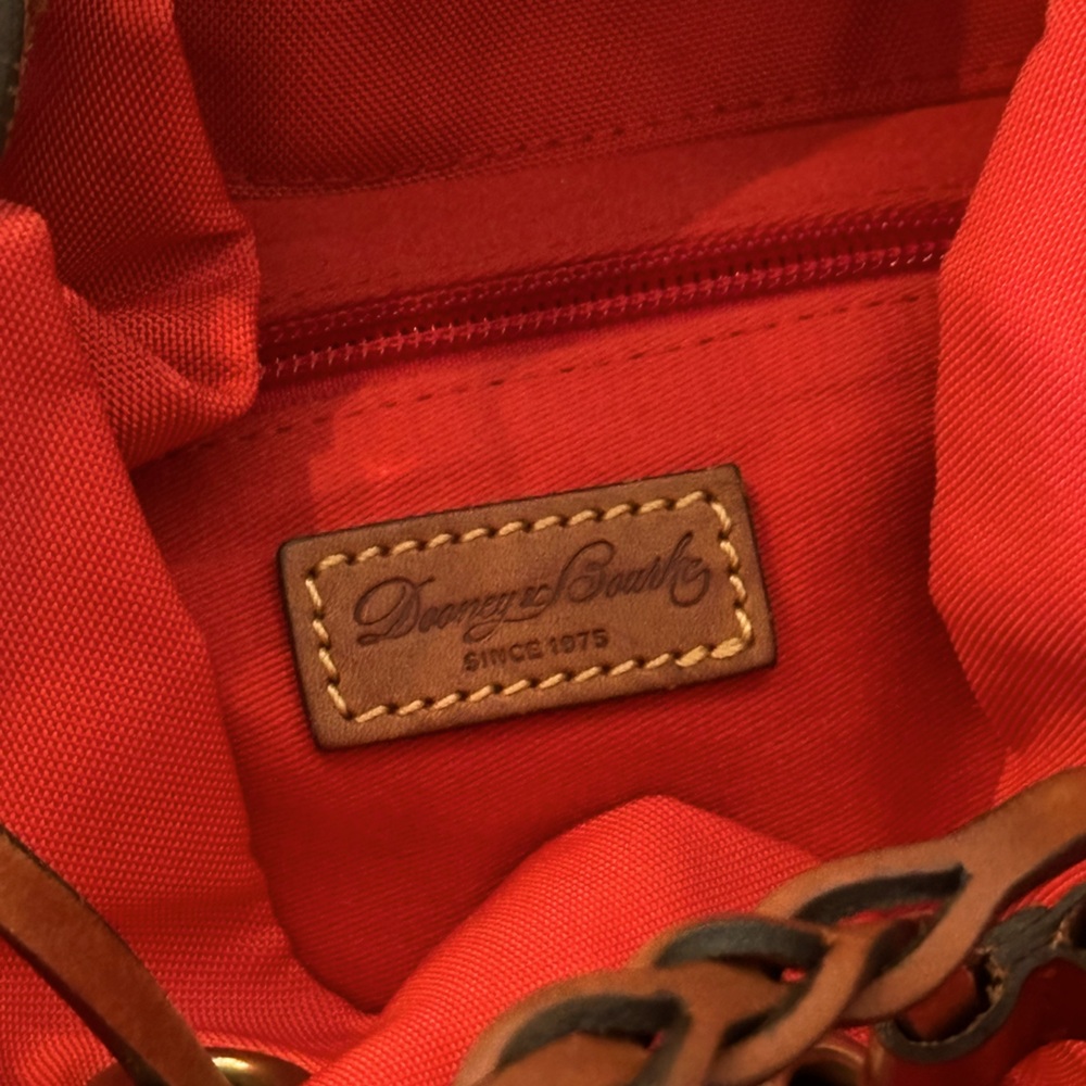 Red Drawstring Women's Bag - Picture 5 of 15